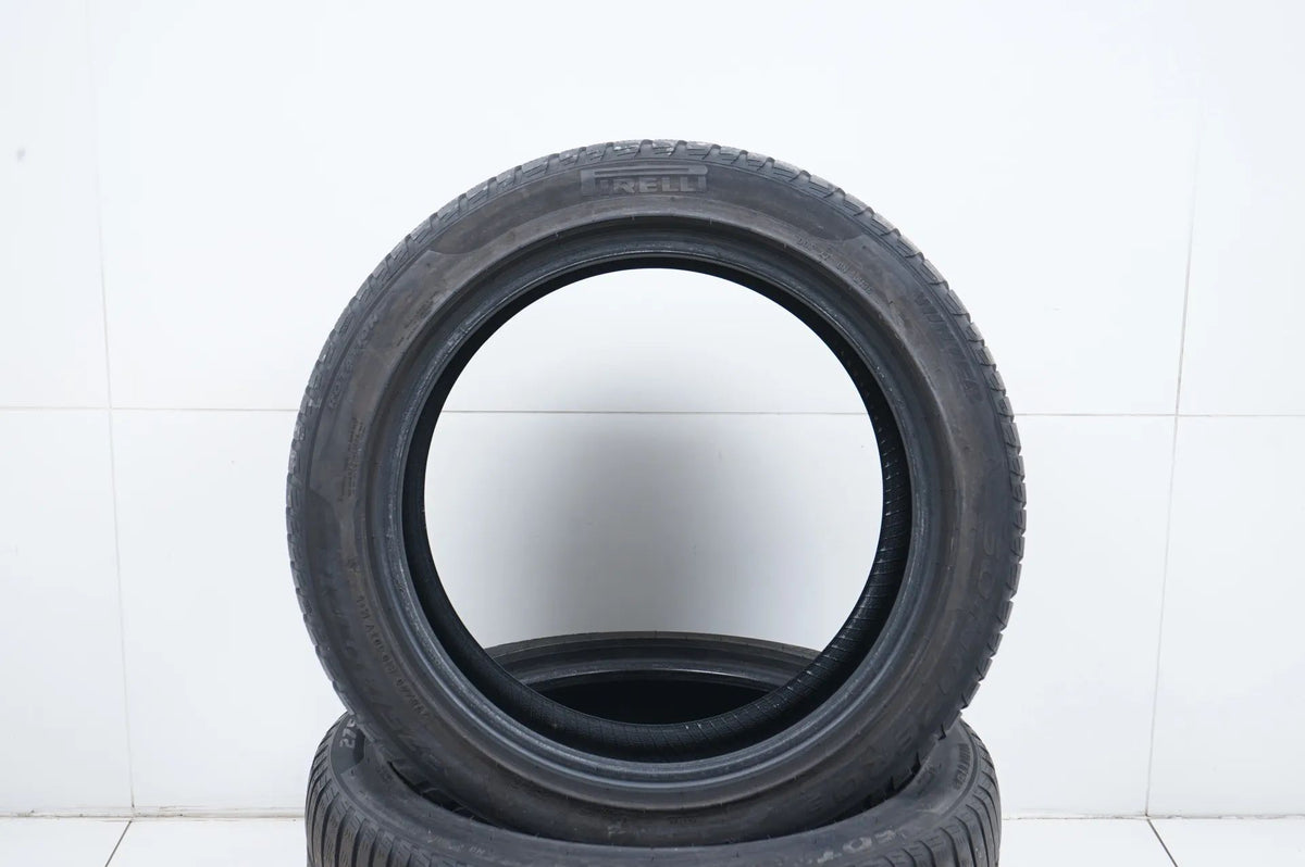 2x Winterreifen 275 40 18 Zoll Pirelli ca.4 mm DOT20 MO Detailansicht 2