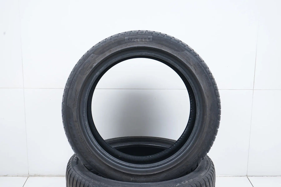 2x Winterreifen 275 40 18 Zoll Pirelli ca.4 mm DOT20 MO