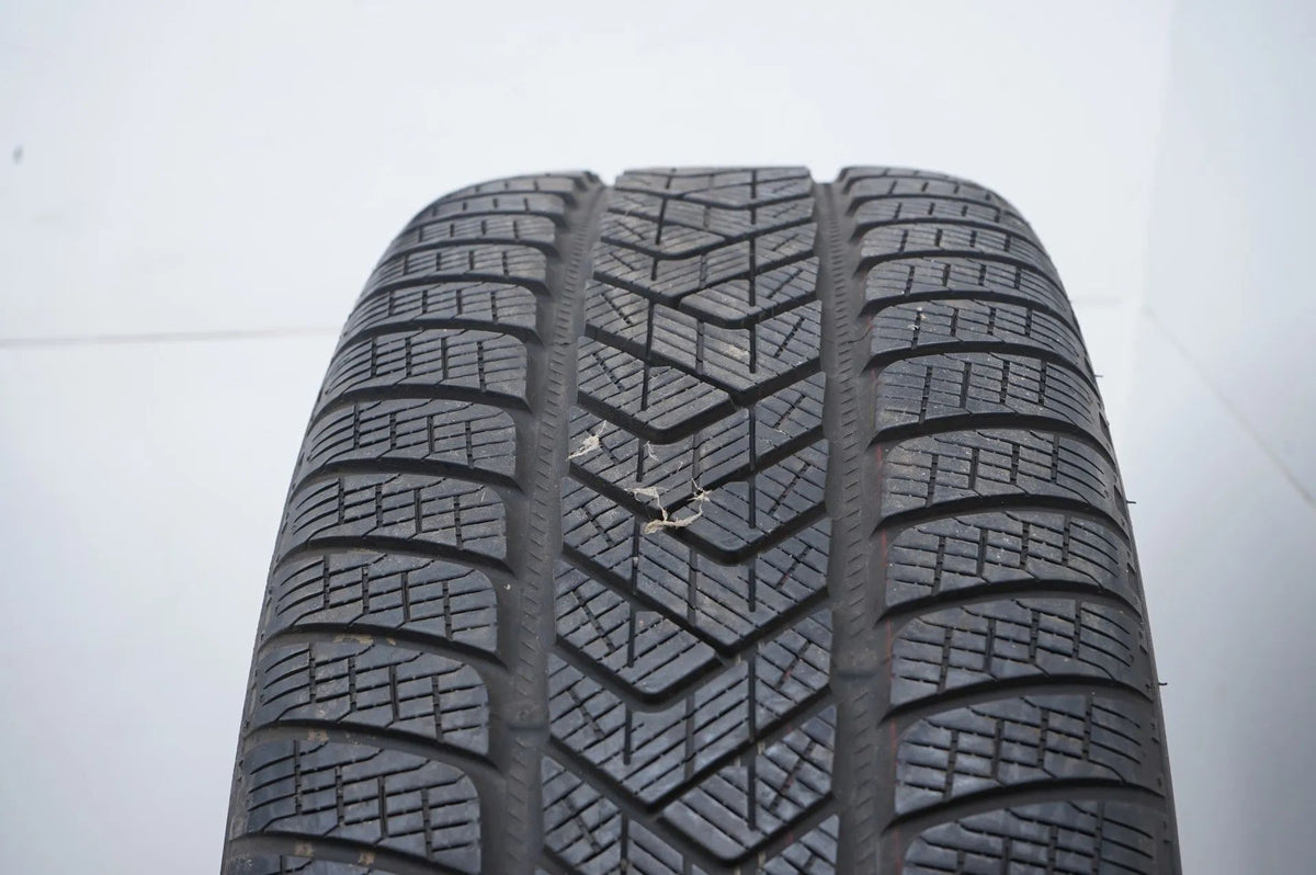 Mercedes EQC W293 N293 Winter Tires Winter Wheels 19 Inch Detailansicht 9