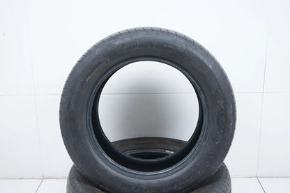 2 pneus été Goodyear 255/55/18 pouces DOT21, profondeur de sculpture d'environ 4 mm.