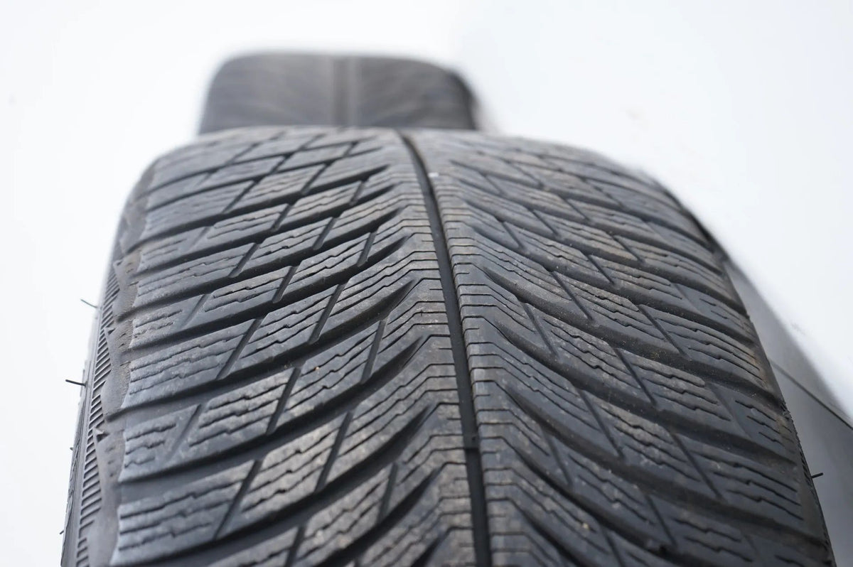 Mercedes E43 E53 AMG W213 Winter Tires Winter Wheels 19 Inch Detailansicht 14