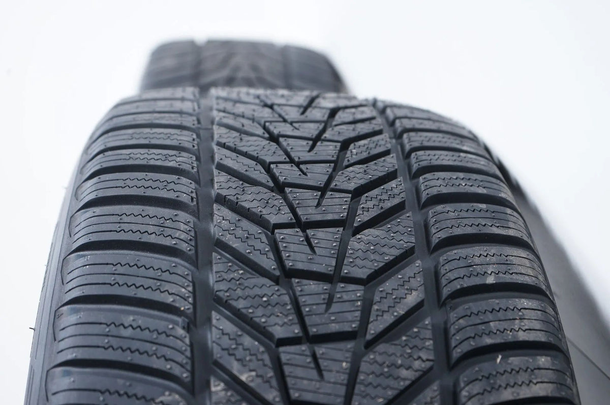 Mercedes GLC63 AMG W253 New Winter Tires Winter Wheels 20 Inch Detailansicht 13