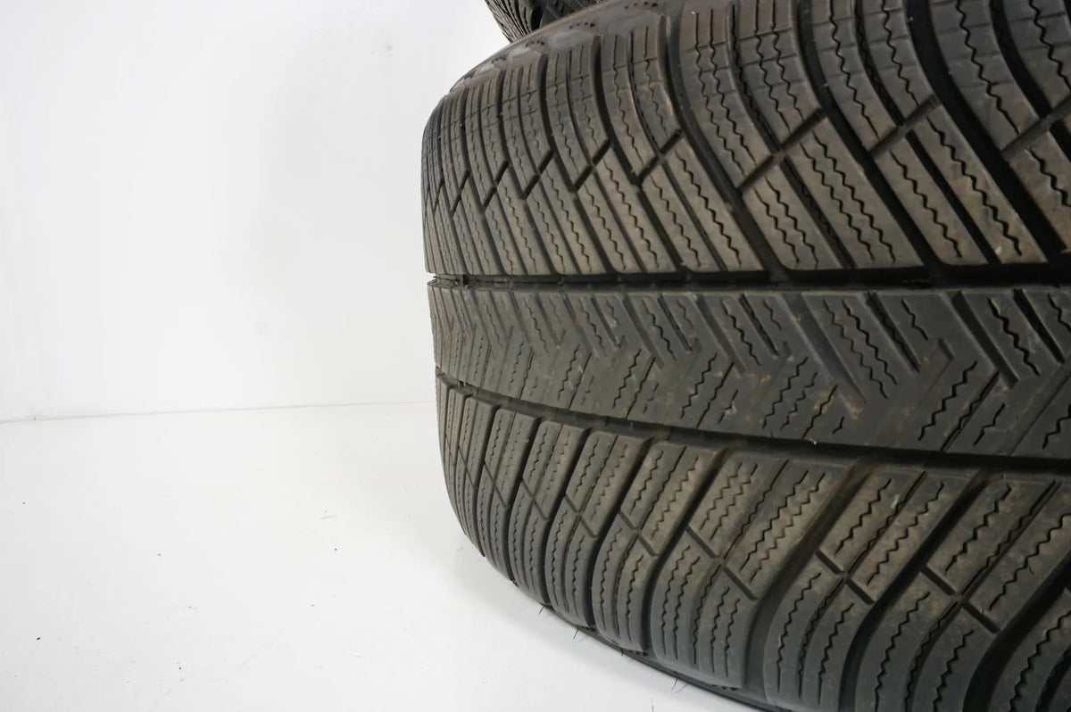 2x winter tires 265 40 19 inch Michelin Pilot approx. 5.5 - 6 mm MO Detailansicht 6