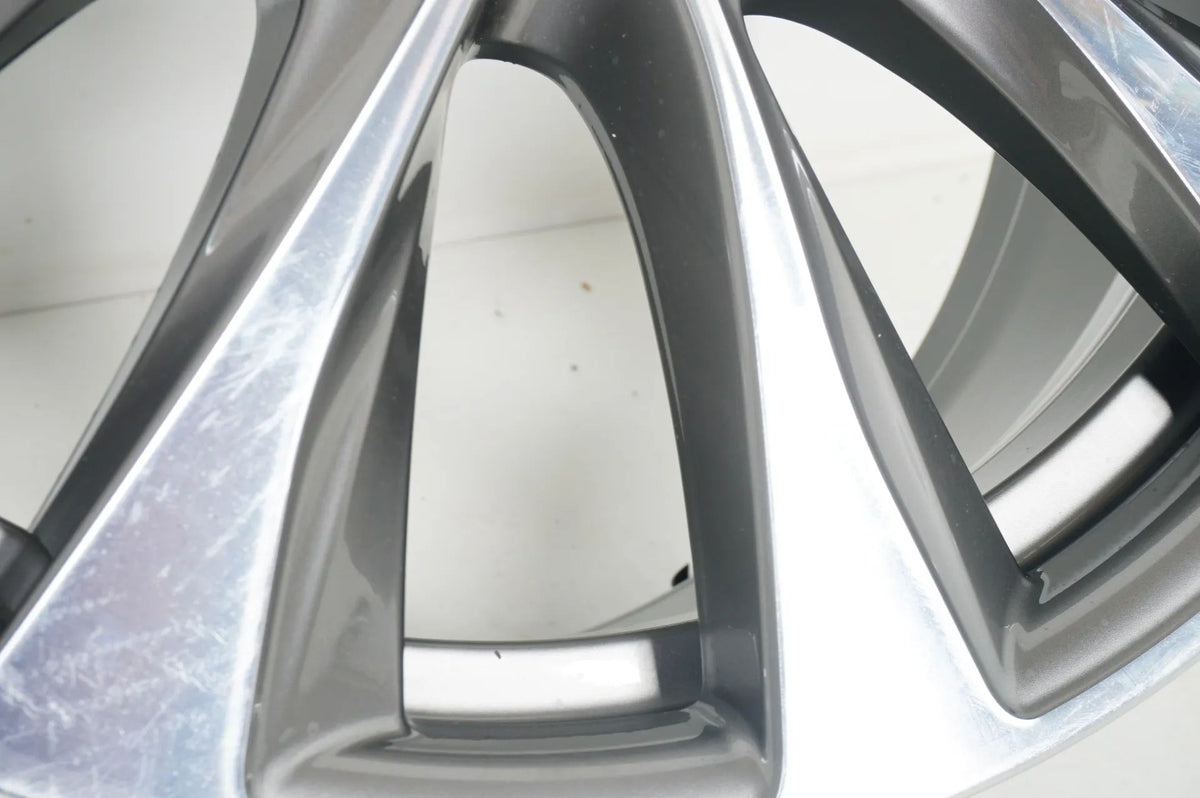 1 x Originální BMW řady 1 řady 2 F20 F21 F22 hliníkový disk 18 palců 387 6796217 Detailní zobrazení 3