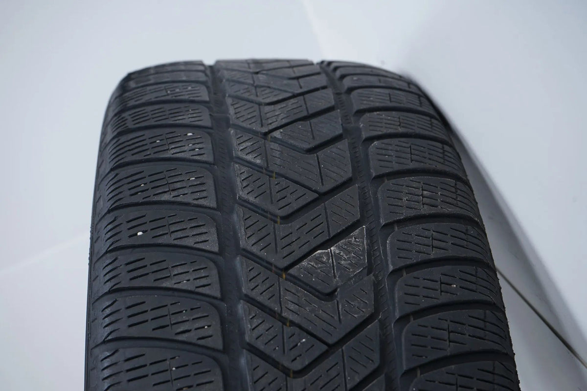 Audi Q5 SQ5 FY 8OA Winter tires Winter wheels 255 45 20 inch Detailansicht 12