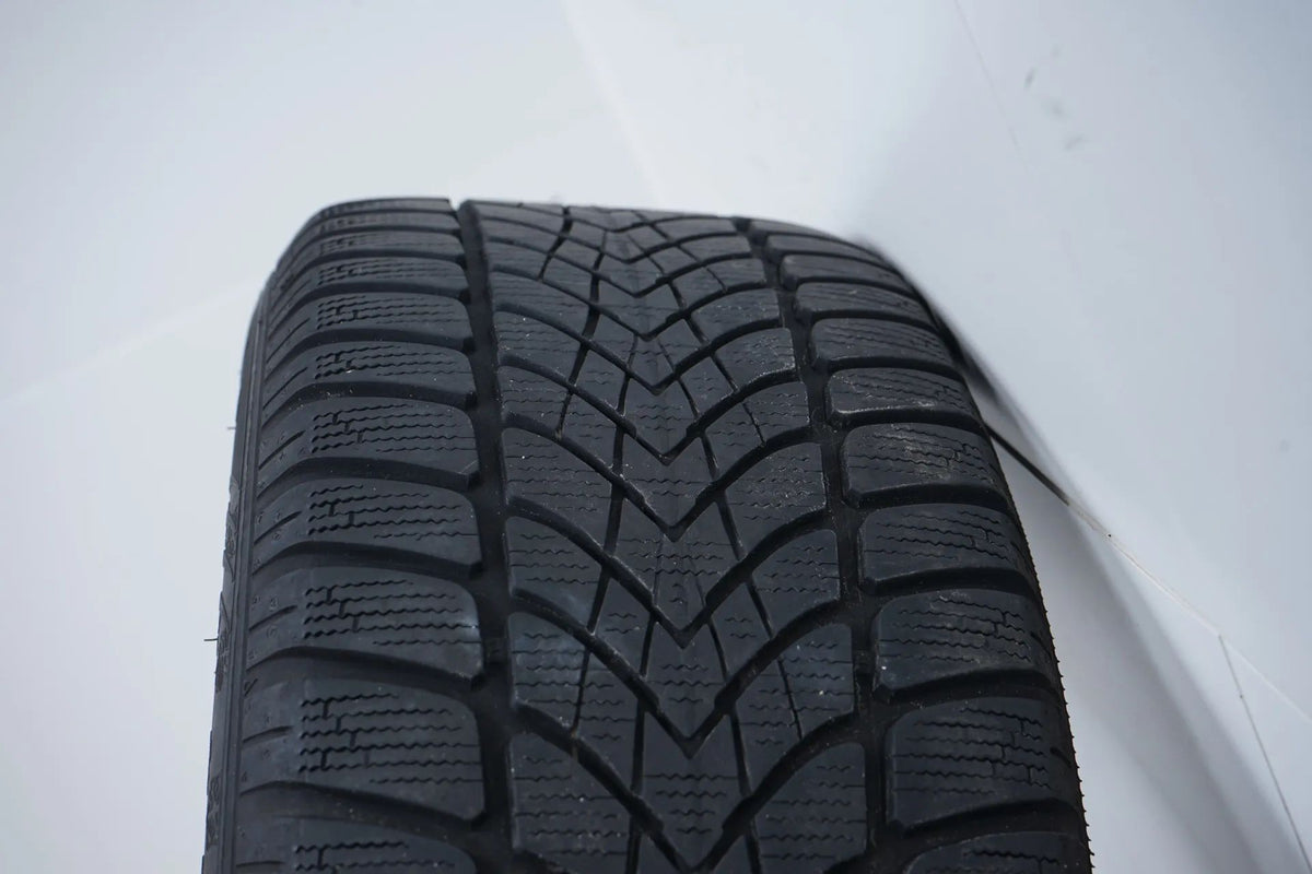 Audi A5 B9 8W F5 Winterreifen Winterräder 225 50 17 Zoll Detailansicht 13