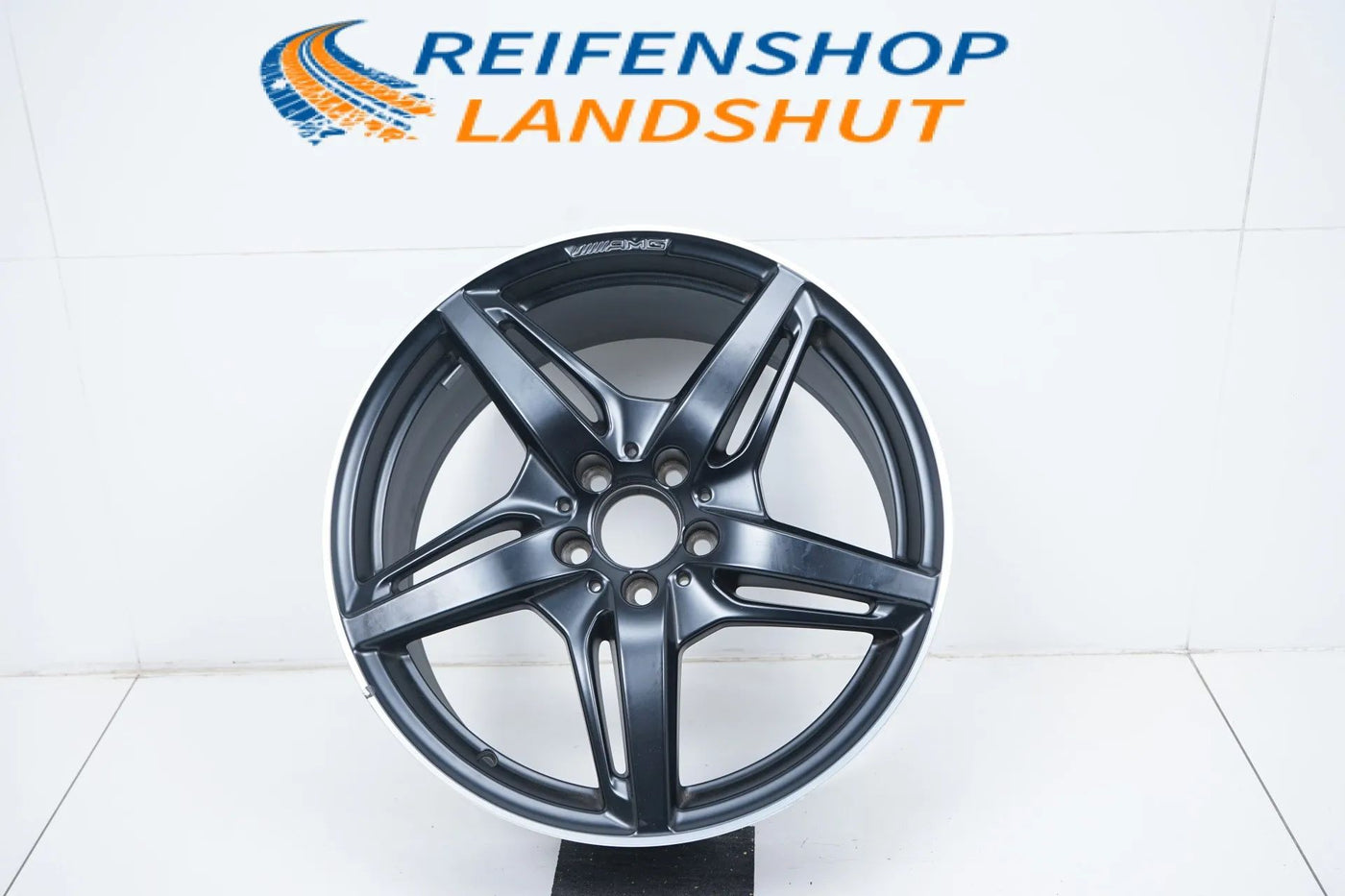 1x Mercedes AMG GT W190 AMG Alloy Wheel 19 Inch A1904010100