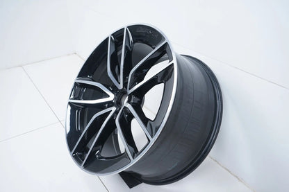 1 x jante alliage Mercedes GLE C167 V167 AMG 22 pouces A1674013700 11J