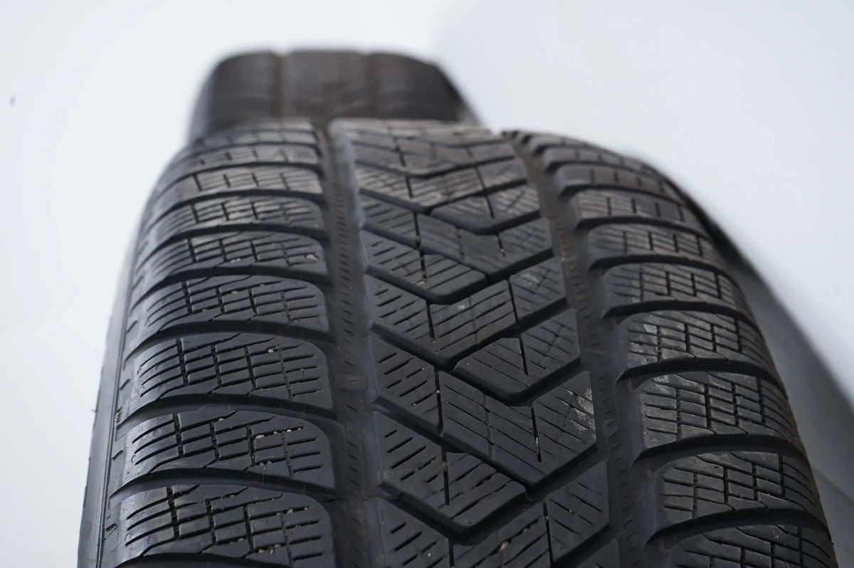 Audi Q7 SQ7 4M Winter Wheels Winter Tires 255 50 20 inch 4M0601025G Detailansicht 11