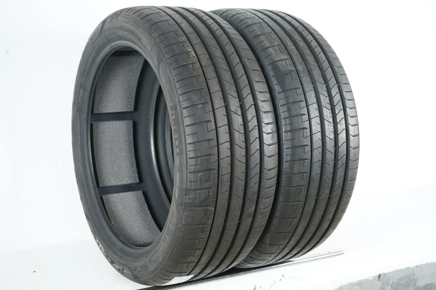 2x Pneus d'été DEMO Pirelli P Zero 275 40 22 Pouces Bmw* DOT23