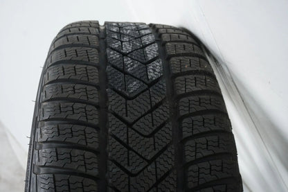 Like new Tesla Model 3 winter wheels 235/35/20 inch with sensors (valid until 2020)