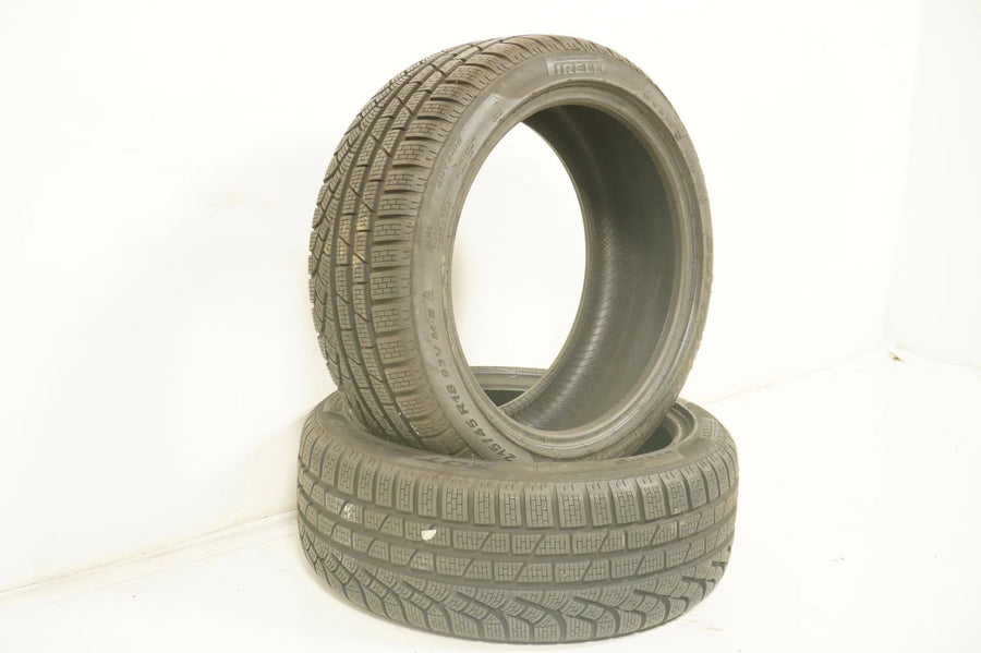 2x Winterreifen Pirelli 215 45 18 Zoll DOT19 ca.7mm MO