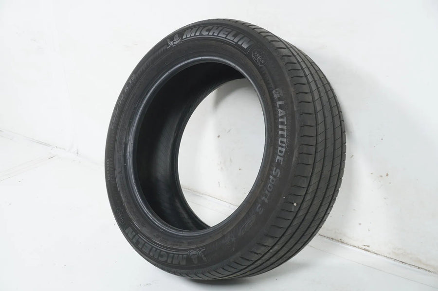 1 x Sommerreifen 265 50 19 Zoll Michelin BMW* DOT18 RFT ca. 5mm