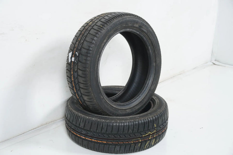 2x Demo summer tires 175 55 15 inch Bridgestone DOT11