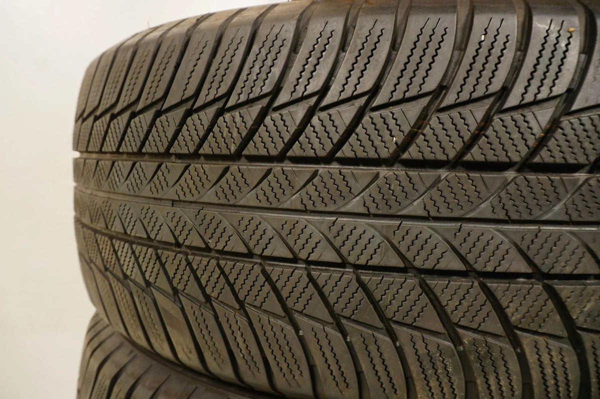 4 x Bridgestone winter tires 245/50 R19 DOT 18/19 BMW* approx. 5mm tread depth RFT Detailansicht 6