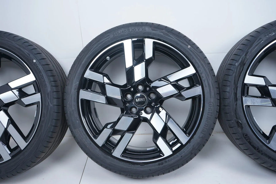 MINI Countryman U25 BMW X1 U11 Summer Wheels 245 40 20 inch