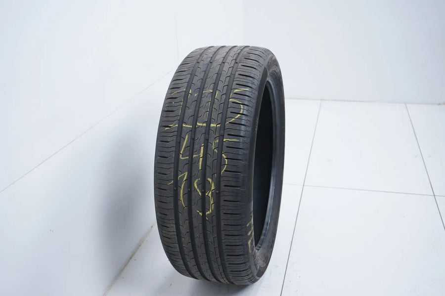 1x Continental summer tire 225/45 R19 DOT19 BMW* approx. 5mm tread depth RFT