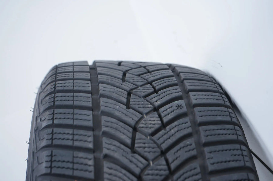 Mercedes C-Class W206 winter tires/wheels 225/45/18 inch