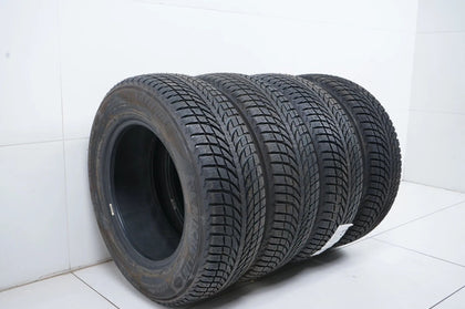 4x DEMO Winterreifen Michelin 235 65 17 Zoll DOT17 MO