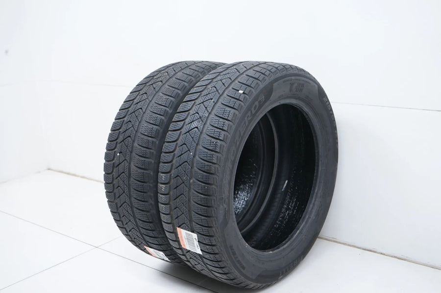 1 x Winter tire 215 55 17 inch Pirelli DOT19 approx. 5mm tread depth