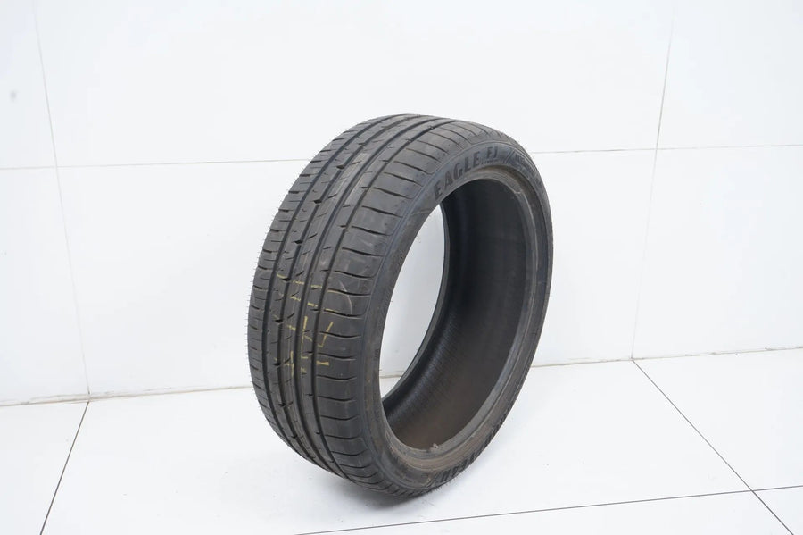 1x Sommerreifen Goodyear 225 40 18 Zoll DOT18 MO ca.7mm RFT