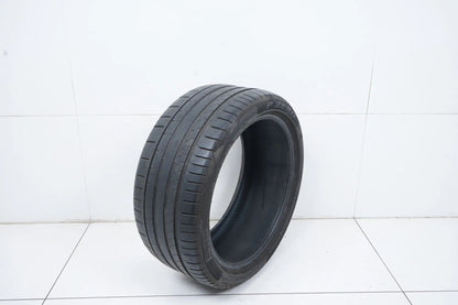 1 x Sommerreifen Pirelli 275 35 19 Zoll MO DOT21 ca.4mm