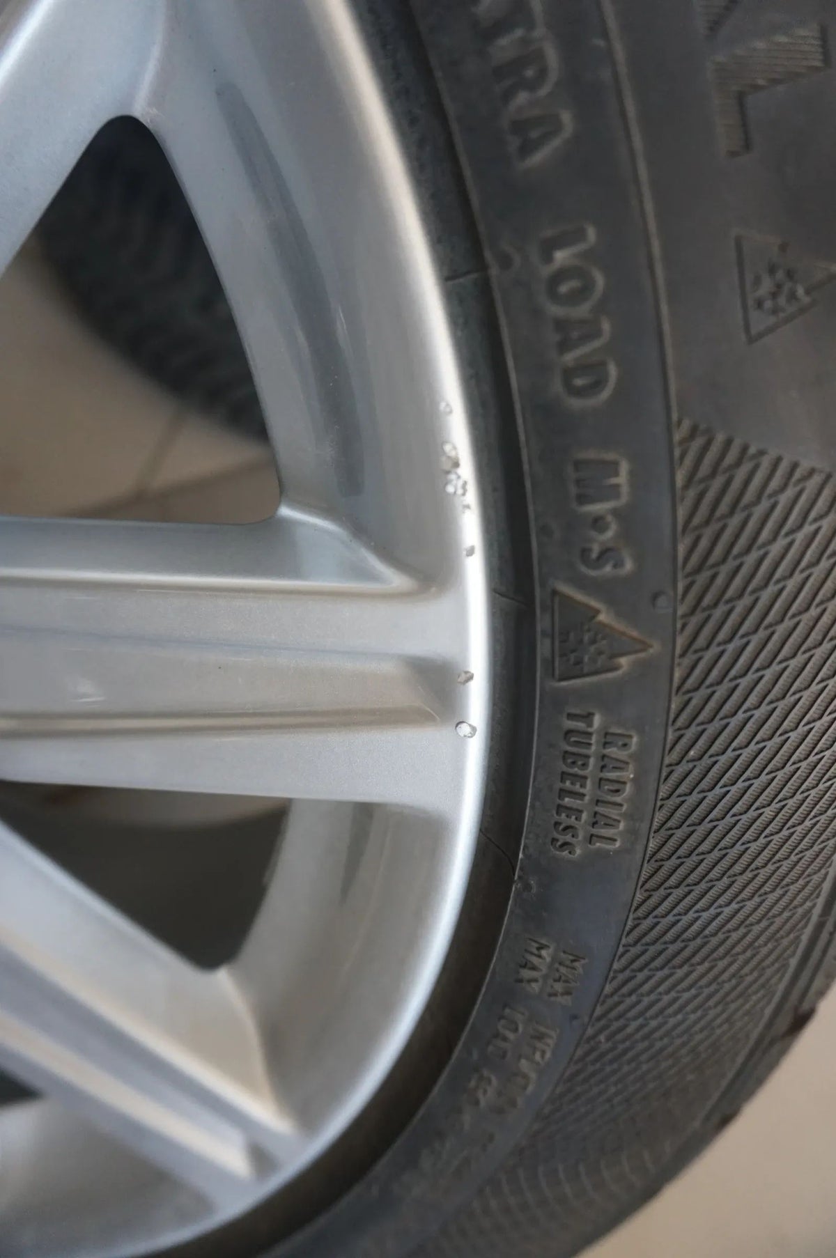 Original Audi A6 S6 C8 4K Alufelgen Winterräder Winterreifen 245 45 R19 2024 8mm Vue détaillée 10