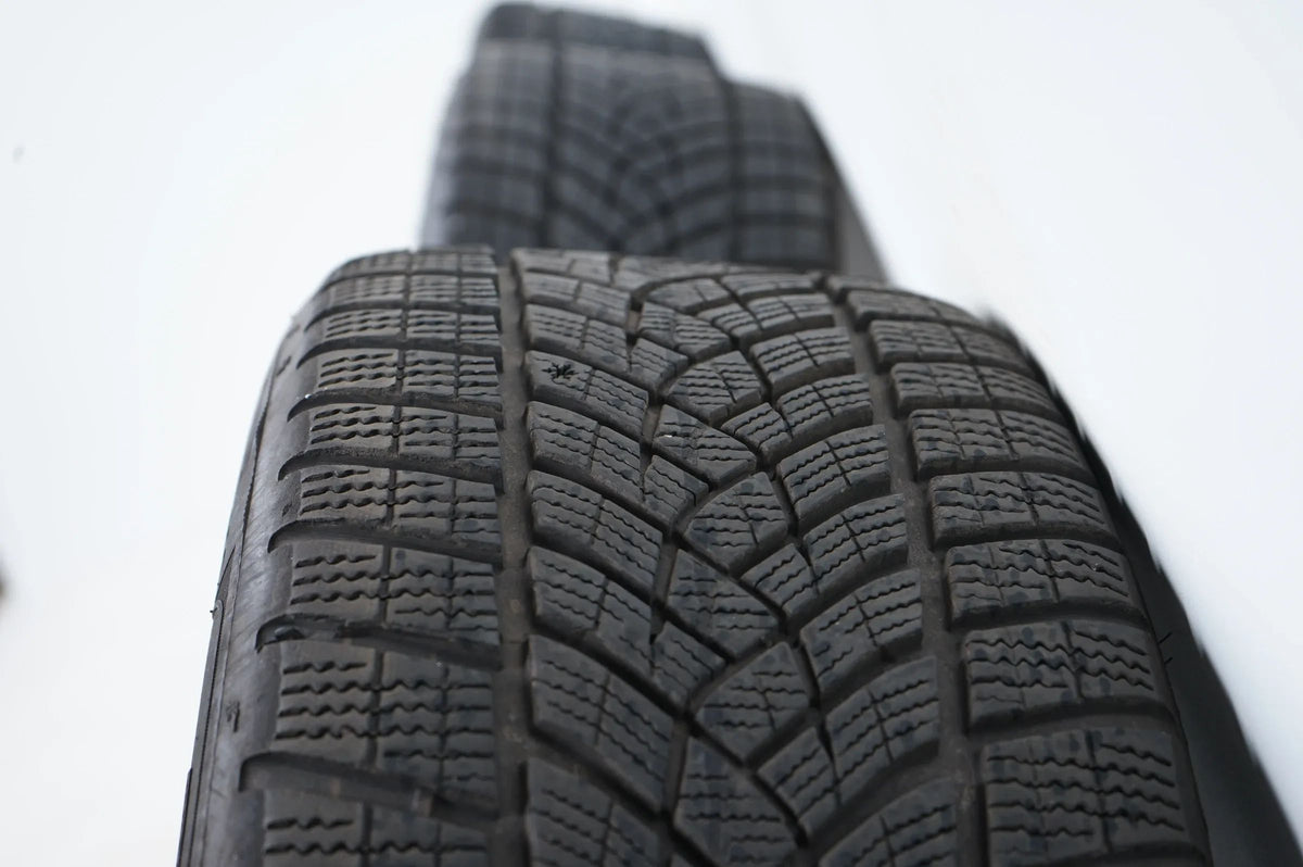 Pneumatici invernali, ruote invernali Mercedes Classe CLE W236 245 40 19 pollici A2364014100 Visualizzazione dettagliata 12