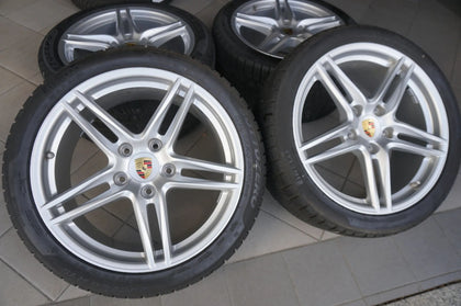 Original Porsche Carrera 911 991 TOP 19 Zoll Alufelgen Winterreifen Winterräder