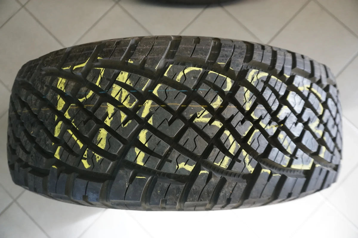 1 X 235 60 R18 107H Pneus été tout-terrain General Grabber AT 2015 10mm