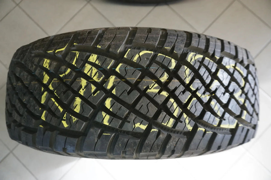 1 X 235 60 R18 107H Pneus été tout-terrain General Grabber AT 2015 10mm