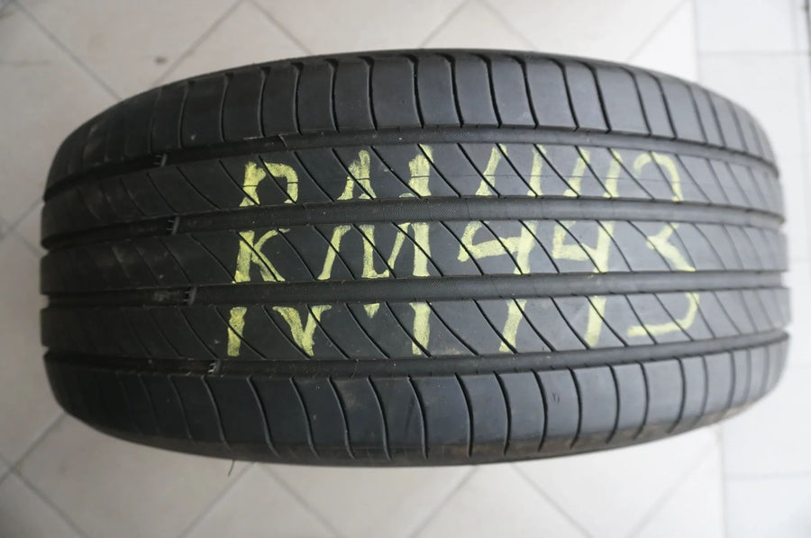 1 X 235 55 R19 105W pneus été Michelin Primacy 4 SUV 2021 6mm