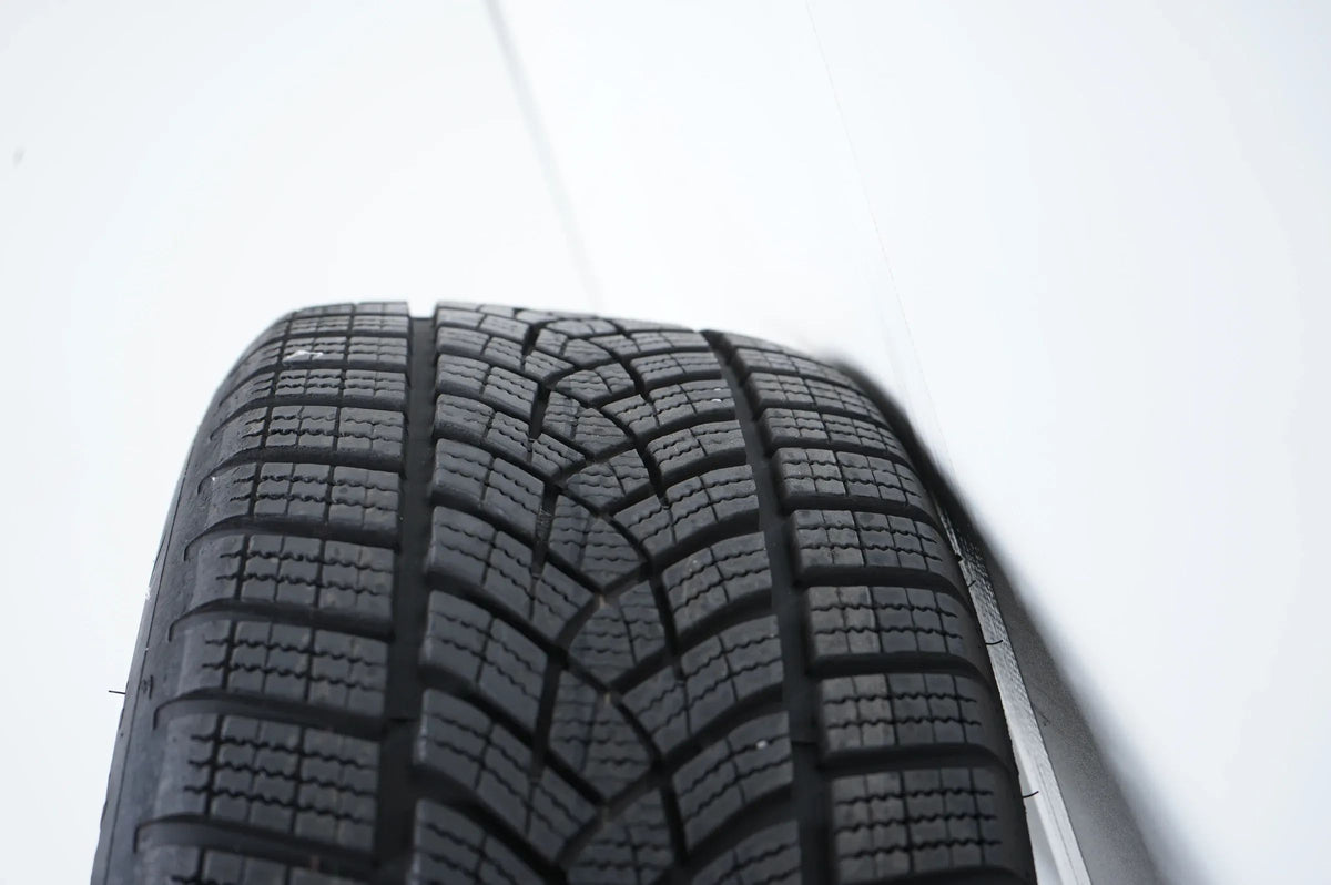 Bmw 4er i4 G26 Winterräder Winterreifen 225 55 17 Zoll 6896762 Detailansicht 11