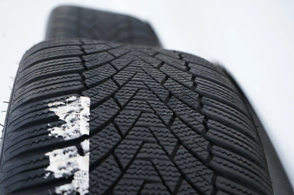 Audi A3 8V VW Golf 6 7 winterbanden winterwielen 235 35 19 inch