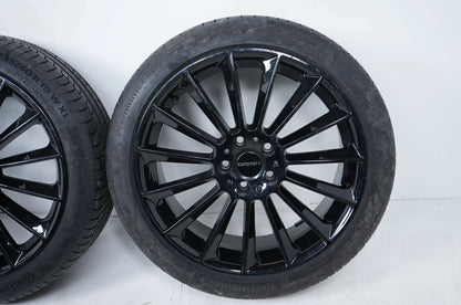 VW Touran Skoda Superb Sommerräder Sommerreifen 235 40 19 Zoll