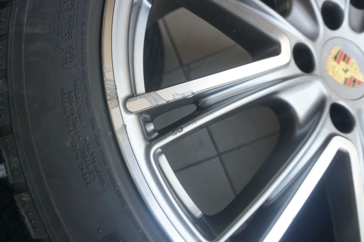 Original Porsche Panamera 971 20 Zoll Alufelgen Winterräder Winterreifen Detailansicht 4