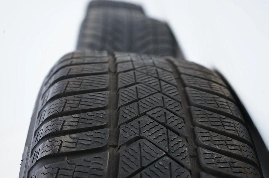 Ruote invernali BMW 5er G30 G31, pneumatici invernali, cerchi in lega 245 45 18 pollici 8093915