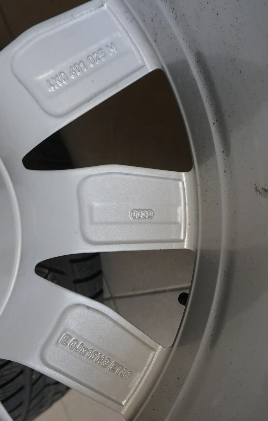 Original Audi A6 S6 C8 4K Alufelgen Winterräder Winterreifen 245 45 R19 102V 6mm