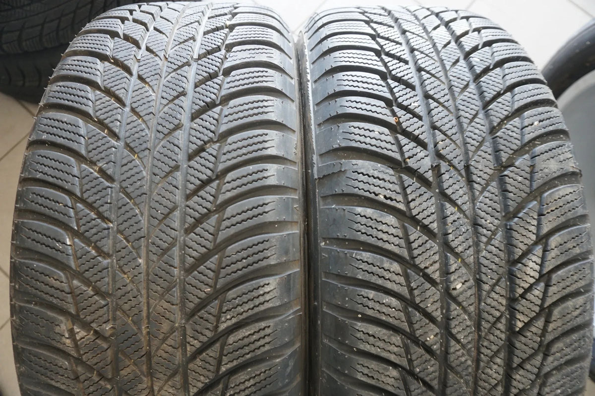 Original Audi Q2 GA Alufelgen Winterräder Winterreifen 215 55 R17 94V 2019 8mm Detailní zobrazení 9