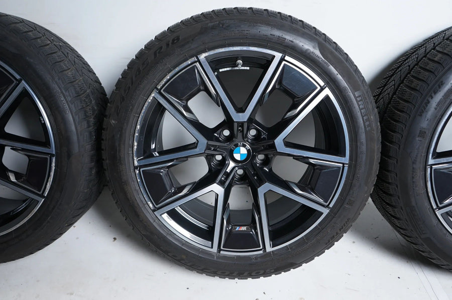 BMW 4-serie i4 G26 vinterhjul vinterdæk 245 45 18 tommer M858
