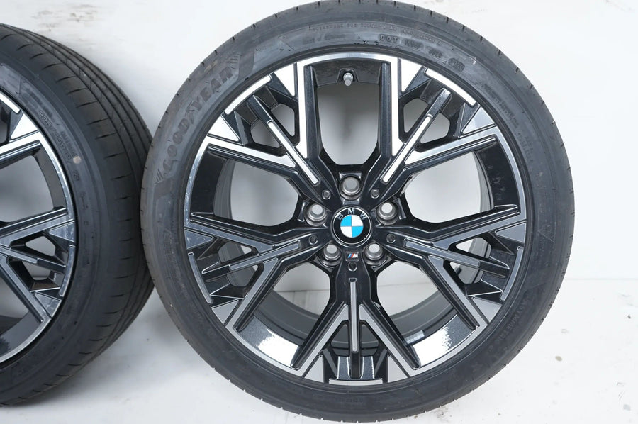 Ny BMW 1-serie 2-serie F70 F74 sommerhjul sommerdæk 225 45 18 tommer 975M 5A35E68