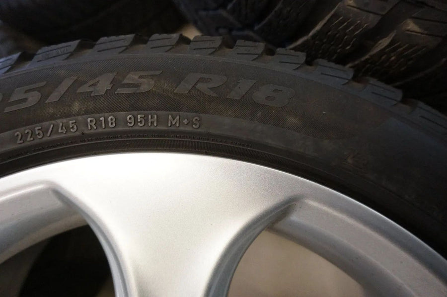 Original Mercedes C-Klasse W205 18 Zoll Alufelgen Winterräder Winterreifen