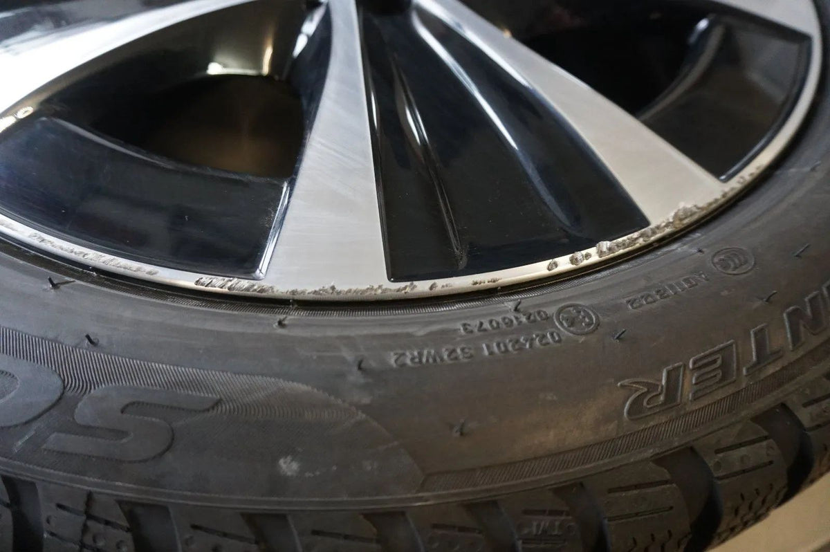 Jantes alliage et pneus hiver d'origine Mercedes Classe E W213 S213 Hybride E300e E300de Vue détaillée 9