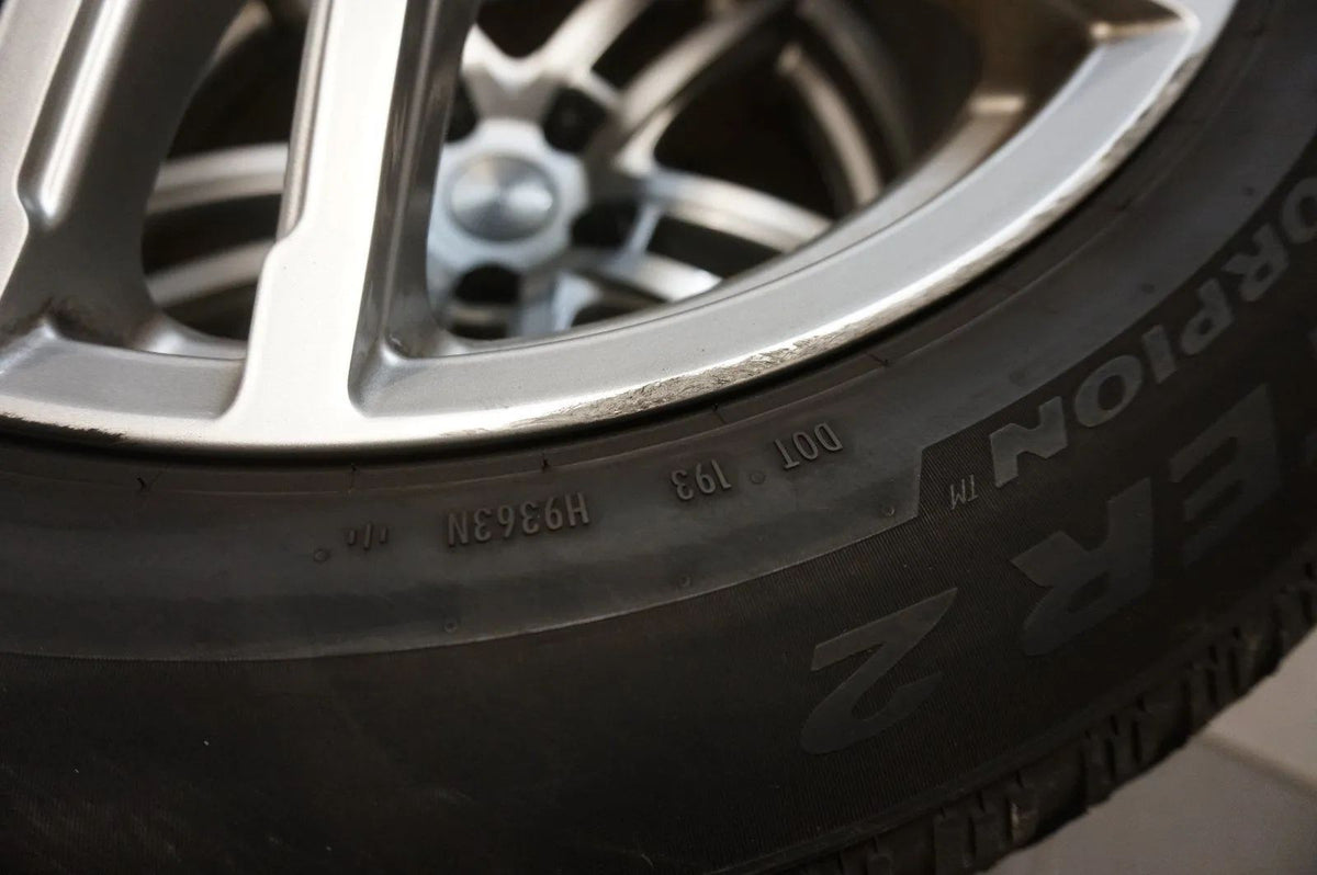 Jantes alliage Audi A6 C8 4A Pneus hiver Roues hiver 235 55 R18 pouces Detailansicht 5