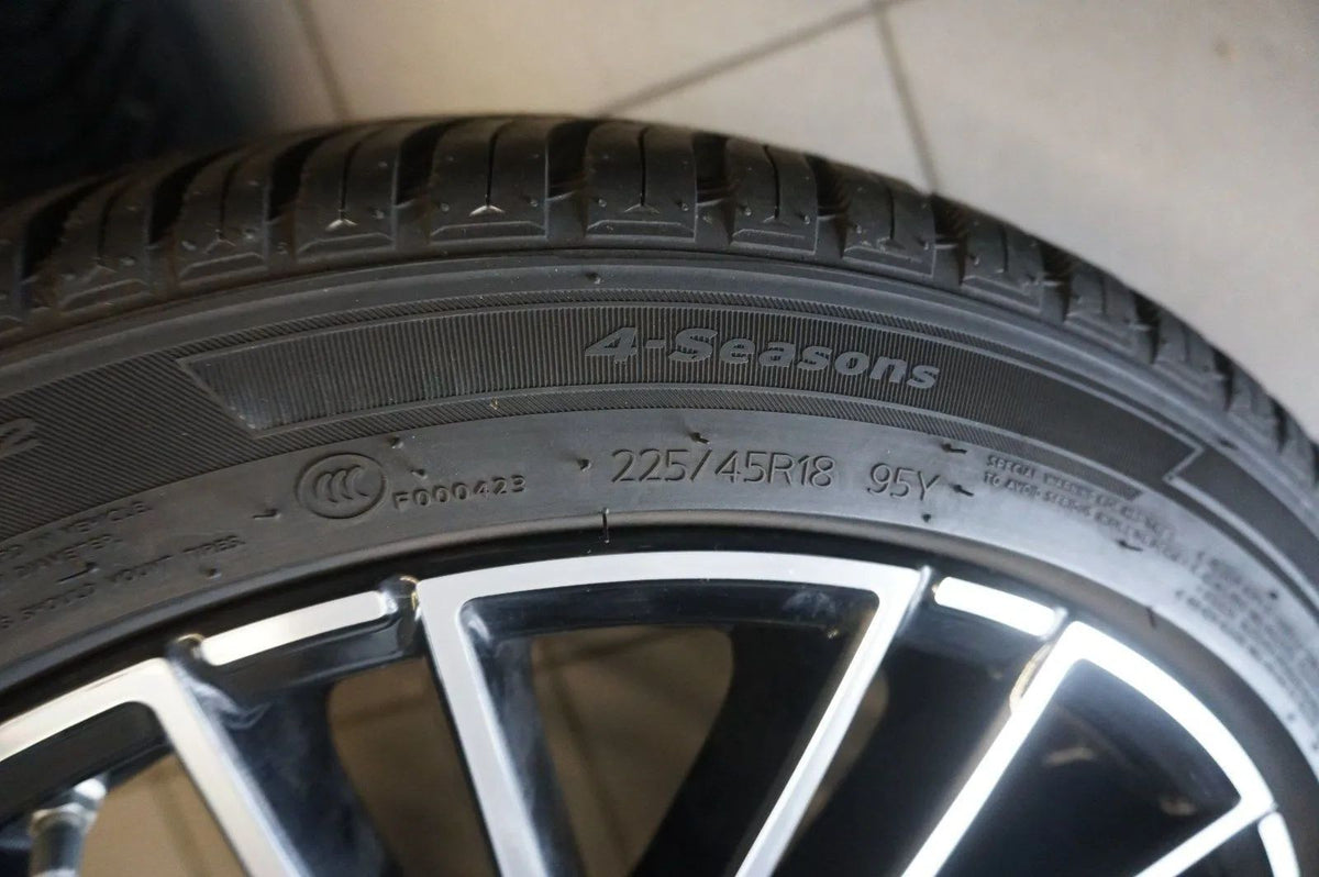 Original Mercedes C-Klasse W206 S206 Alufelgen Allwetterreifen 225 45 R18 Zoll Detailansicht 9