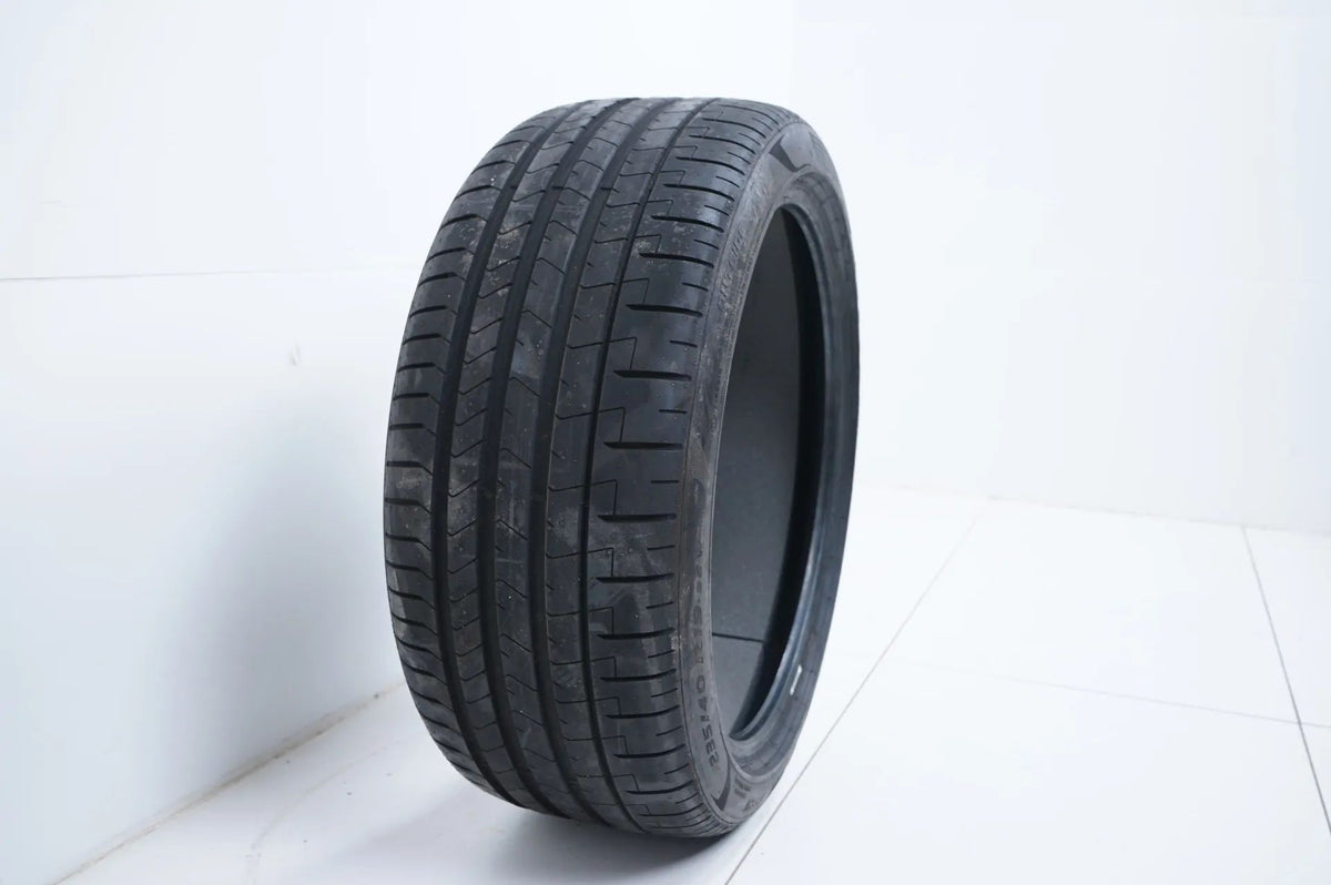 1x Demo Sommerreifen Pirelli P Zero 235 40 19 Zoll DOT21 TO Tesla Detailansicht 4