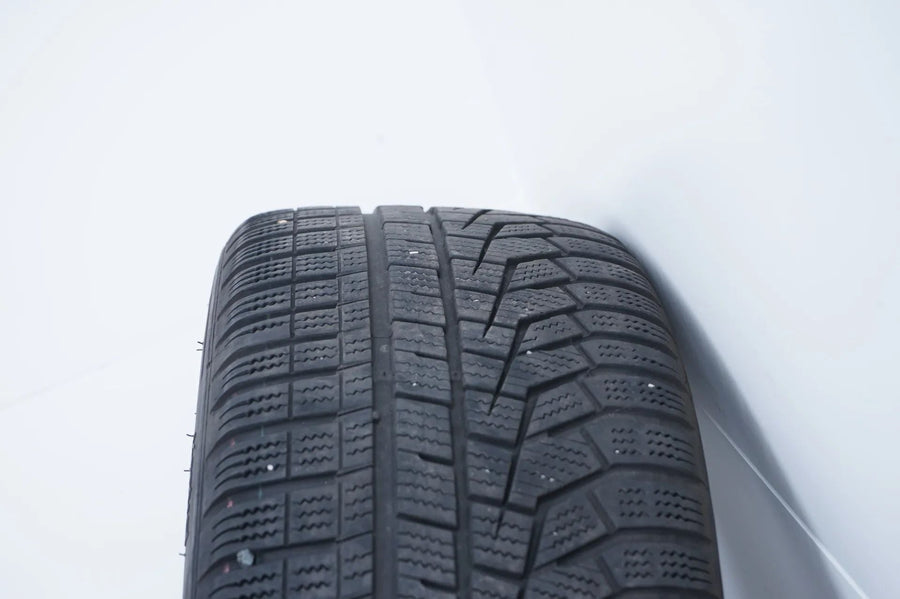 Mercedes A B Klasse W177 B247 Allwetterräder mit neuen Allwetterreifen 18 Zoll