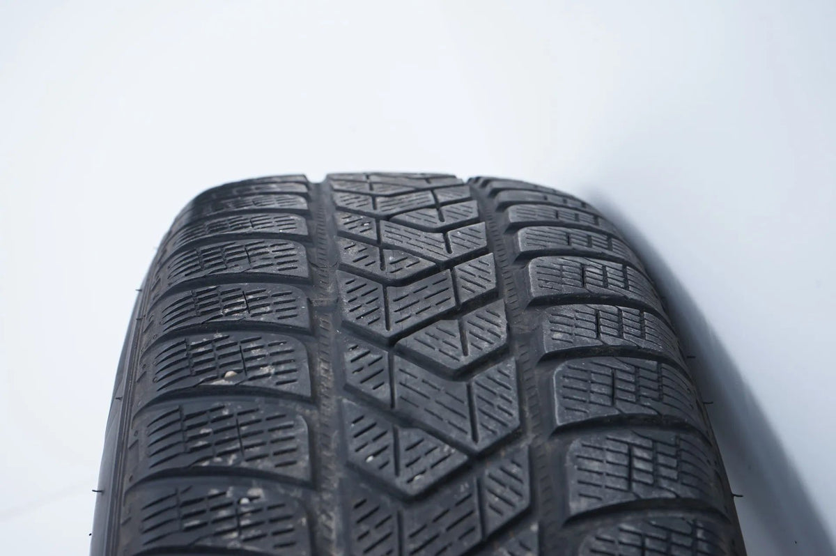 Mercedes GLC W253 X253 zimní pneumatiky zimní kola 235 60 18 palců Detailní zobrazení 10