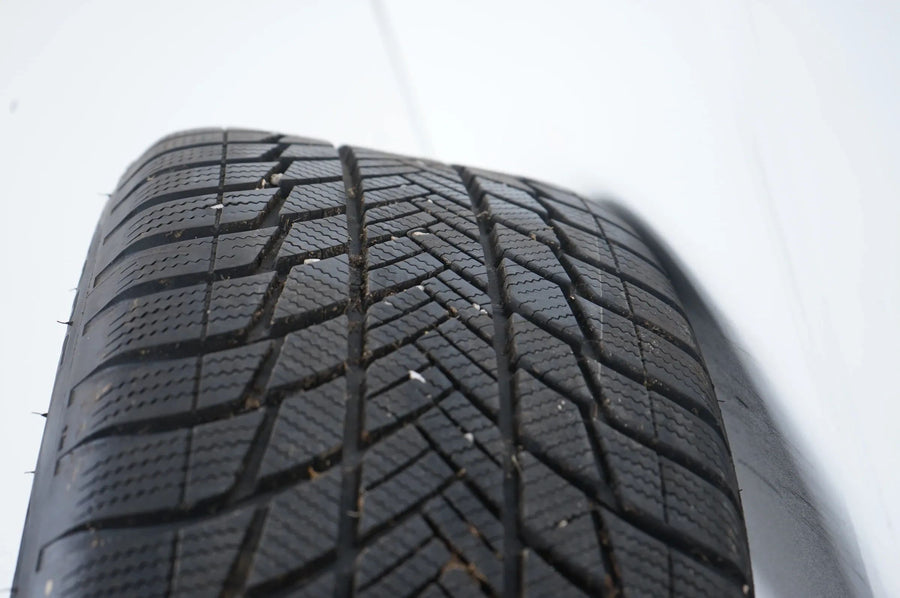 Mercedes GLA GLB H247 Winterräder Winterreifen 235 50 19 Zoll 8mm