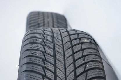 Roues et pneus hiver 18 pouces pour Mercedes Classe AB W177 B247